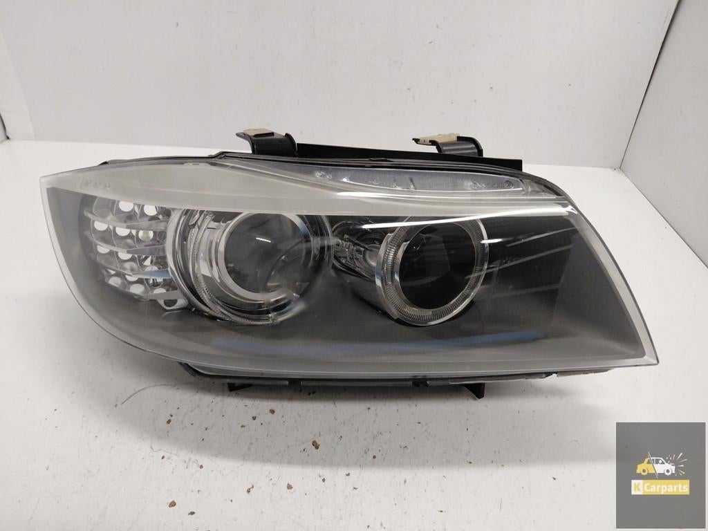 7202584, Phare droit au x non sans torsion pour BMW E90, Petuelring 130
80788  Munich, DE, Info@bmw.de, Utilisé, BMW