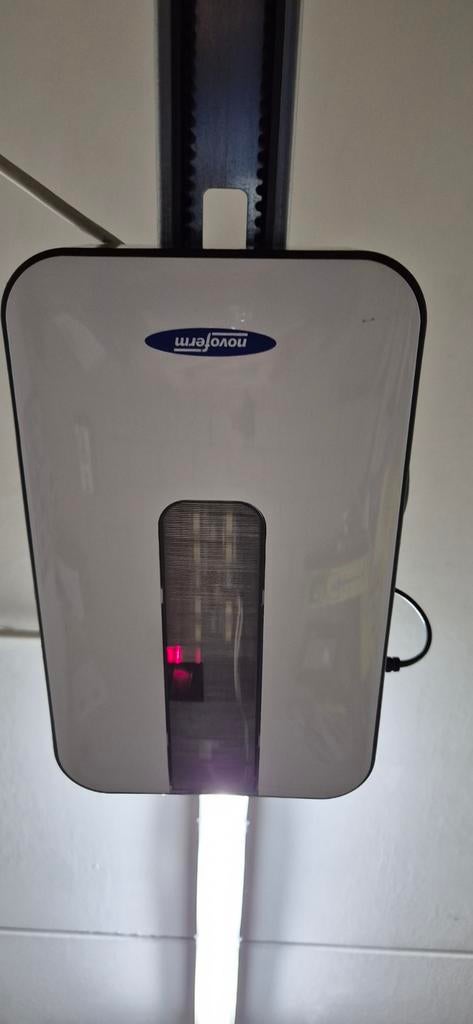 Moteur pour porte de garage. Novo Ferm, Doe-het-zelf en Bouw, Motoren, Ophalen, Zo goed als nieuw, Elektromotor