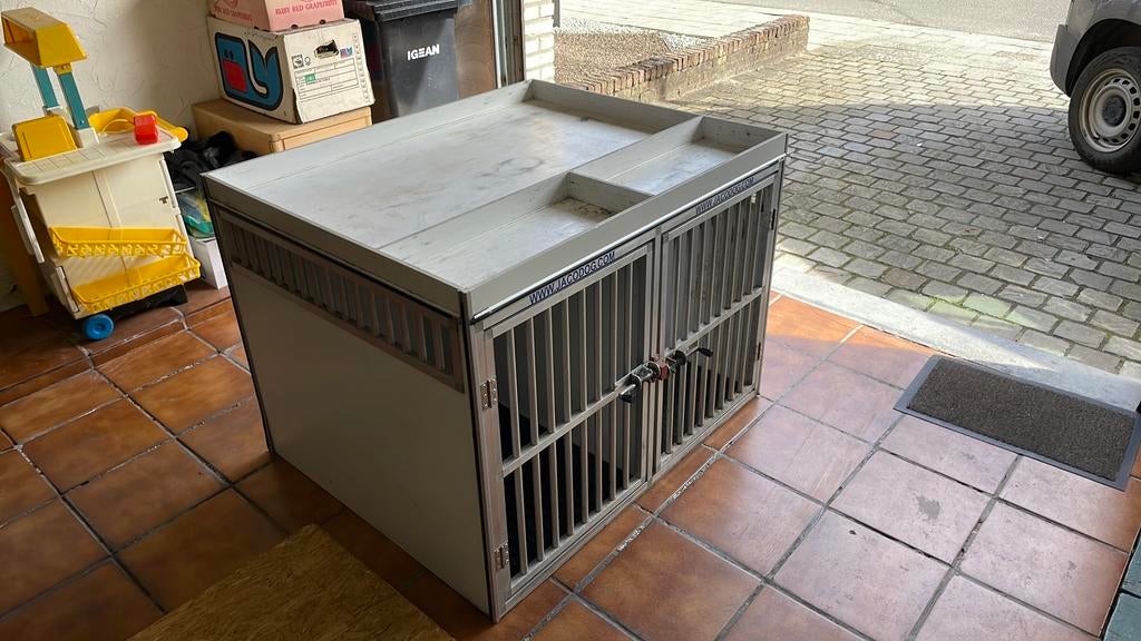 Bench auto jacodog, Dieren en Toebehoren, Hondenbenches, Ophalen of Verzenden, Zo goed als nieuw