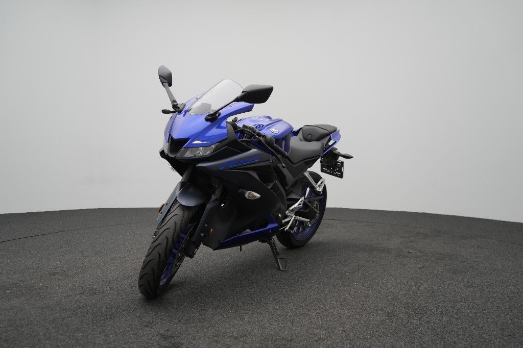 Yamaha YZF-R125 (2022) – 1340 km, Motoren, Motoren | Yamaha, LED Verlichting, 125 cc, 11 kW of minder, 1 cilinder