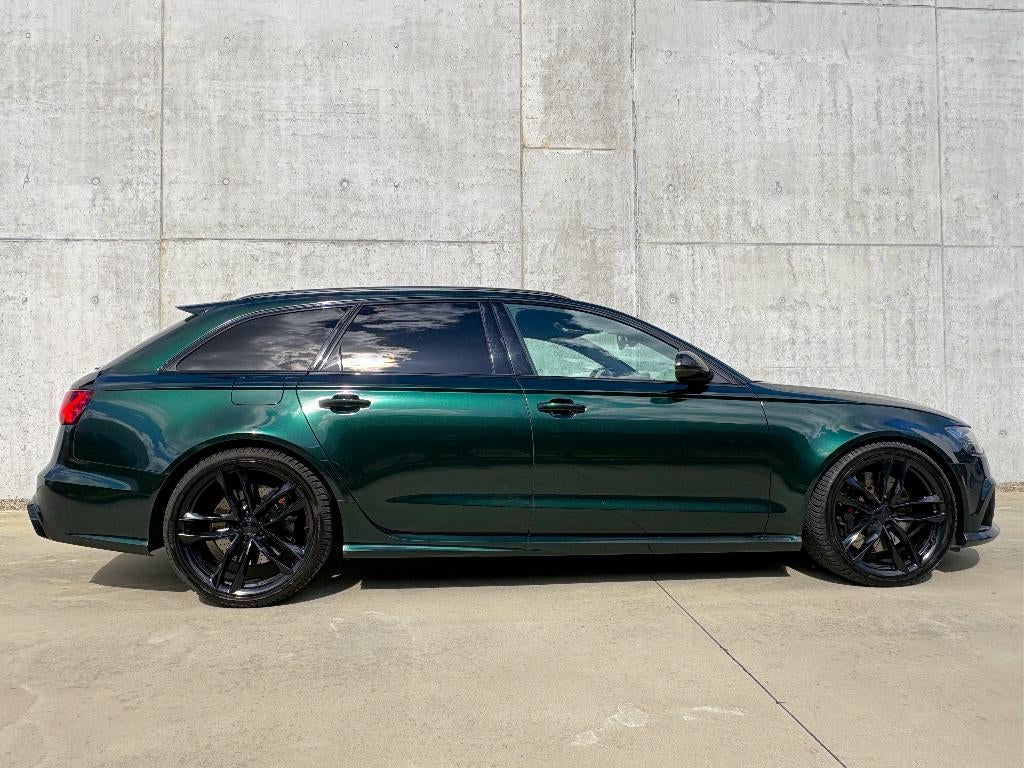 Audi RS6 Performance  Brutal force wrapped in british green, Auto's, Audi, Automaat, Leder, Bedrijf, Break