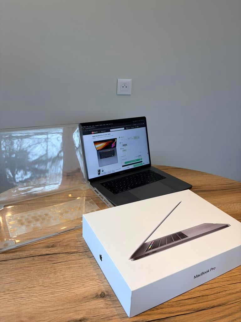 MacBook Pro 15'' (2018) /i7 6 cœurs/16gb/512 SSD + boîtier !, Informatique & Logiciels, Apple Macbooks, Enlèvement ou Envoi, 512 GB