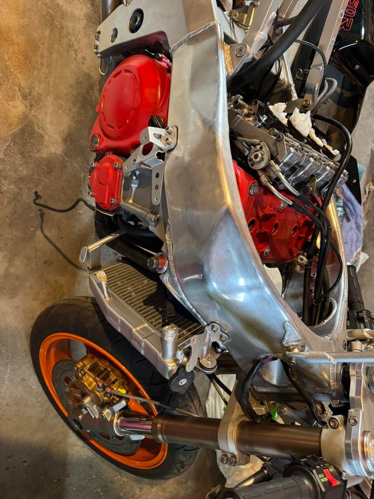 Kawaski 750 zxr rr, Enlèvement