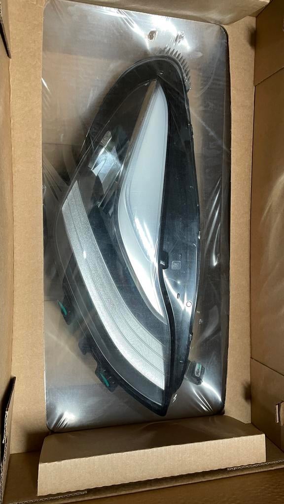 Phare droit Tesla model 3, Auto-onderdelen, Verlichting, Ophalen of Verzenden, Nieuw