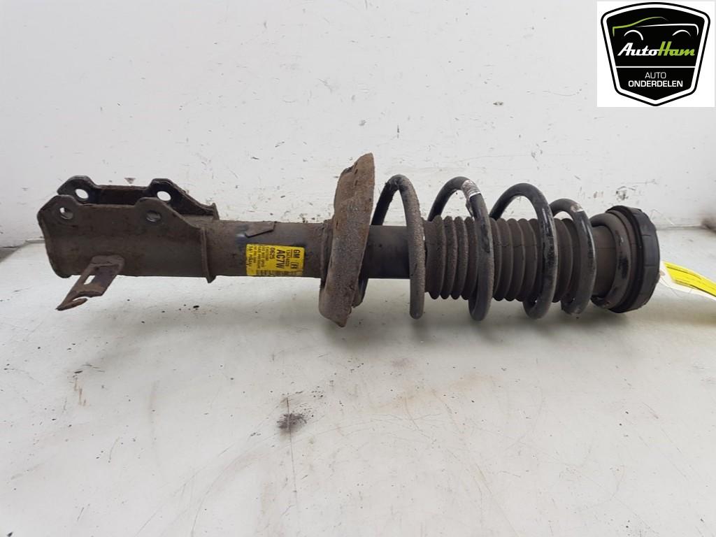 AMORTISSEUR OU ABSORBEUR DE CHOC AVANT DROIT (|13368502|1341, Utilisé, Opel
