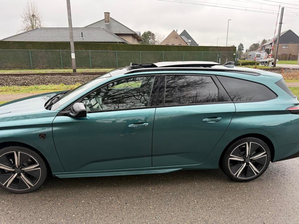 Mooie  peugeot 308 nog in fabrieksgarantie, Autos, Peugeot, Cuir et Alcantara, Achat, Euro 6, 5 portes