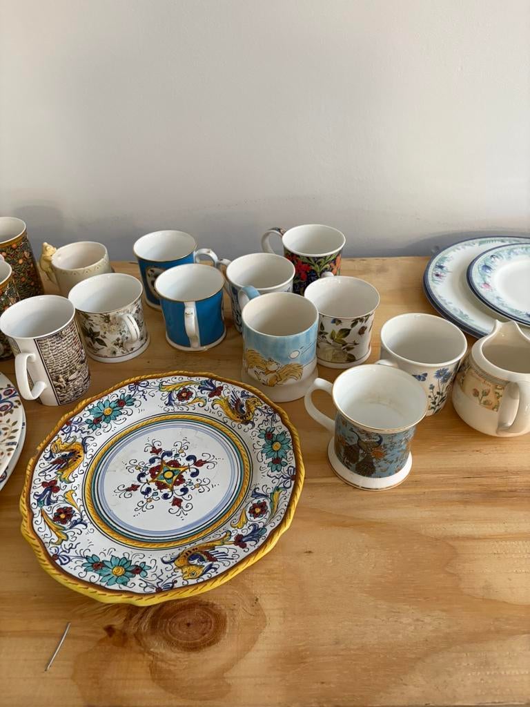 Collection exclusive de porcelaine anglaise vintage, Enlèvement