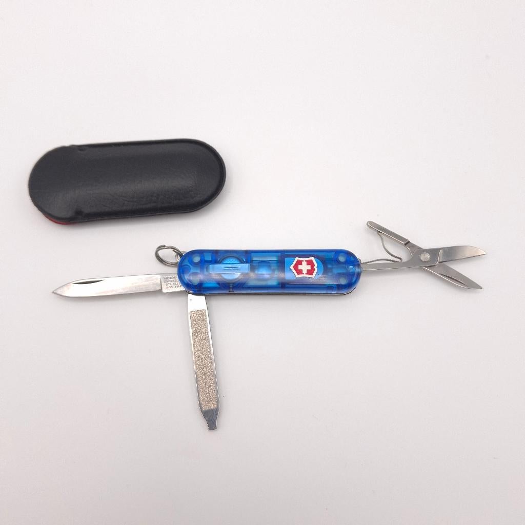 Victorinox Swiss Lite Blauw Transparant Zwitsers zakmes, Ophalen of Verzenden, Zo goed als nieuw