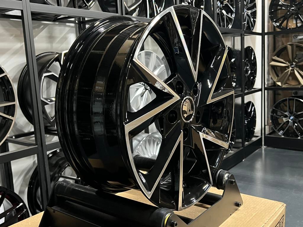 16" SKODA RS Look Sportvelgen SKODA OCTAVIA KODIAQ KAROQ VW, Auto-onderdelen, Ophalen of Verzenden, Nieuw, 16 inch, Velg(en)