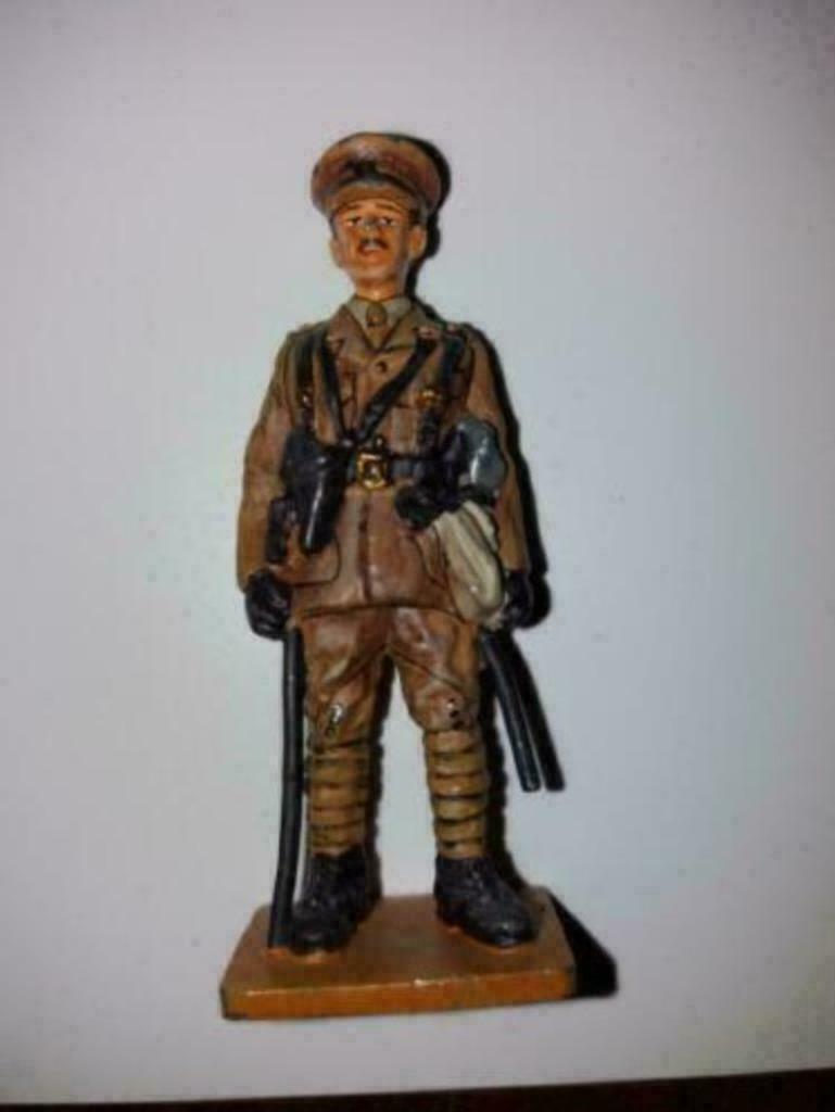 SOLDAT DE PLOMB: LIEUTENANT GRENADIER UK 1914, Collections, Objets militaires | Général, Enlèvement