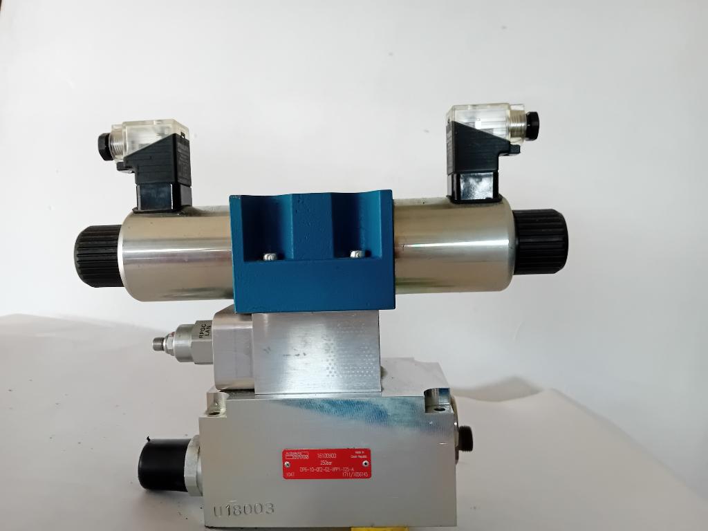 Distributeur Hydraulique, Bricolage & Construction, Enlèvement ou Envoi