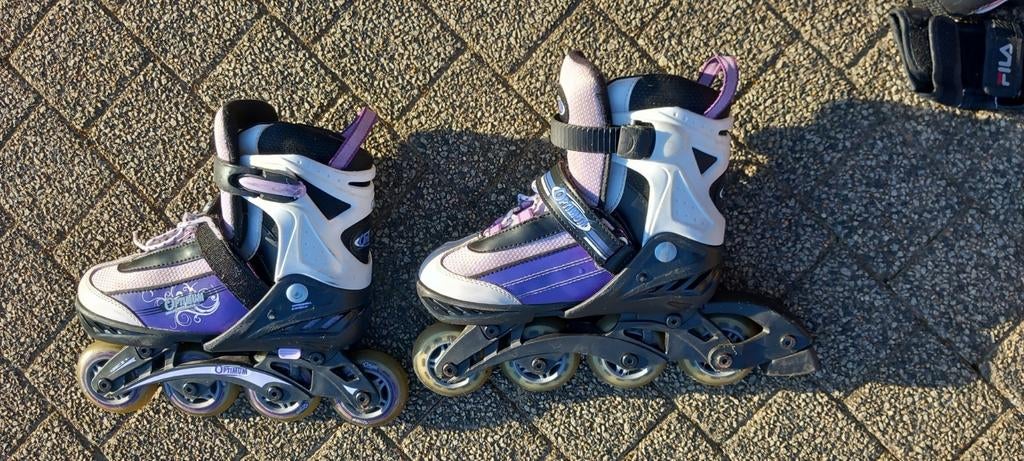 Inline skates Optimum roos maat 33-36 en bescherming, Verstelbaar, Kinderen, Ophalen of Verzenden, Zo goed als nieuw