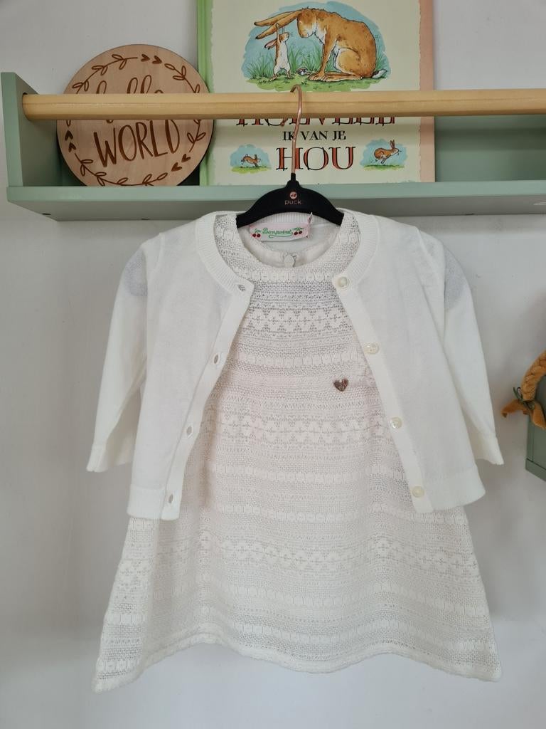 Nieuw feestelijk ensemble 3 maanden, Ophalen