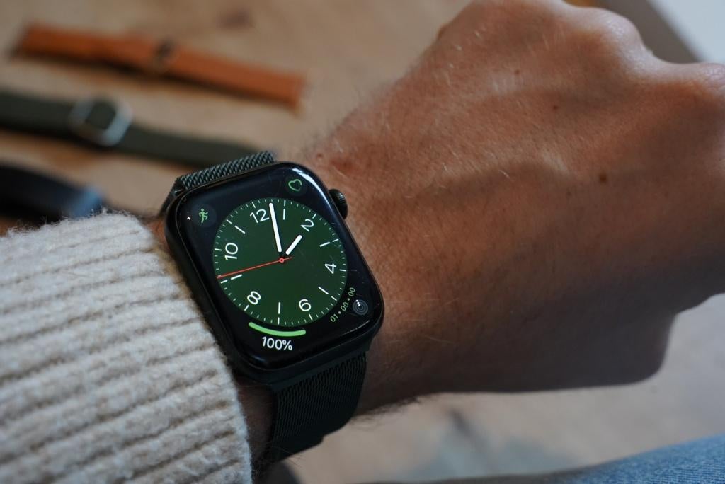 Apple watch series 7 45mm, Étanche, Enlèvement ou Envoi, IOS, Utilisé