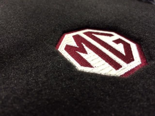 Tapijt set met origineel MG kleuren logo MGF MG TF MG F MGTF, Ophalen of Verzenden, Nieuw