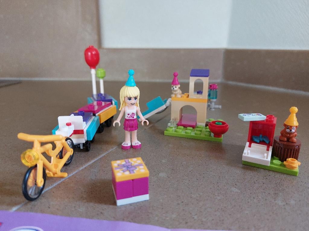 lego friends feesttrein (41111), Ophalen of Verzenden, Gebruikt, Complete set, Lego