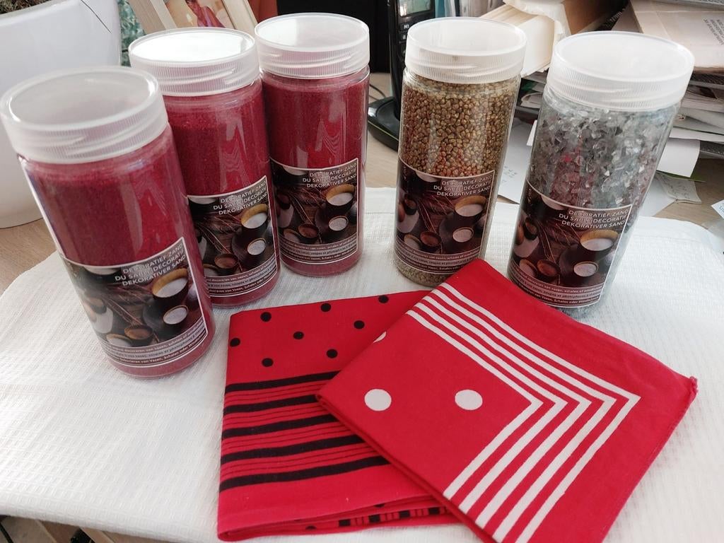 Fournitures de Noël, sable de décoration, Maison & Meubles, Enlèvement ou Envoi, Comme neuf, Rouge