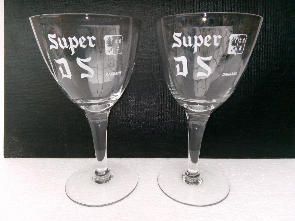 Deux anciens verres sur pied SUPER D S DANHAIVE, Collections, Enlèvement ou Envoi, Comme neuf, Verre ou Verres, Autres marques