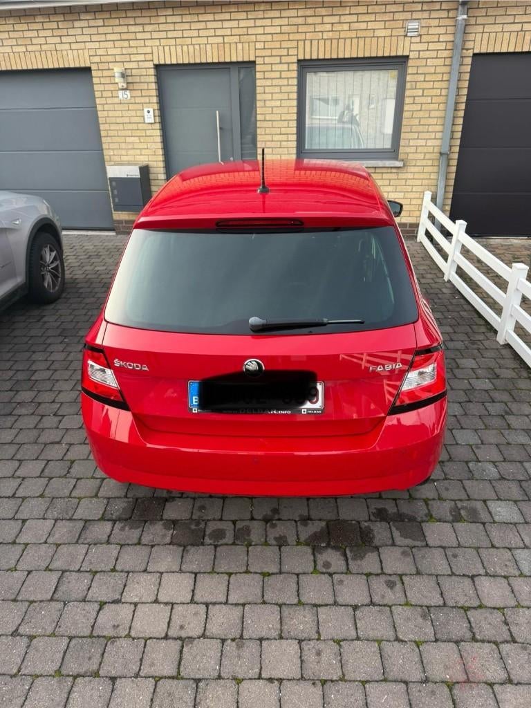 Skoda fabia clever 1.0, Autos, Rouge, Achat, Euro 6, Boîte manuelle