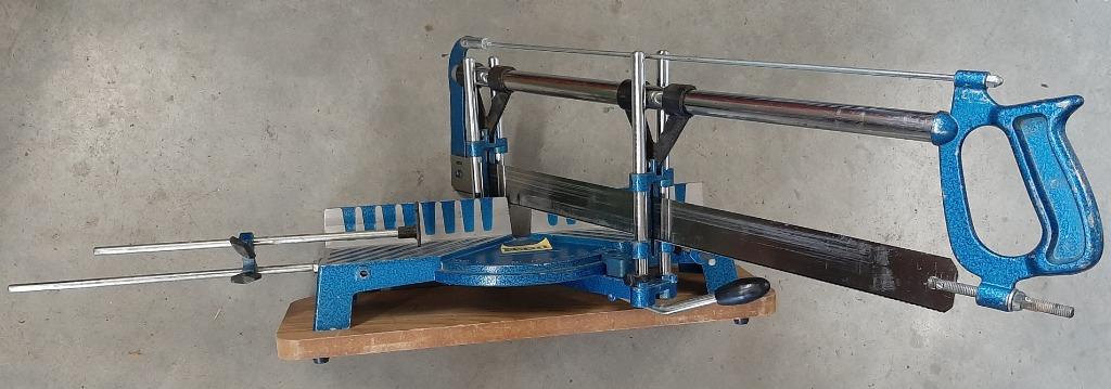 Handverstekzaag voor hout, aluminium of kunststof, Ophalen of Verzenden, Gebruikt, Overige materialen, Lijsten