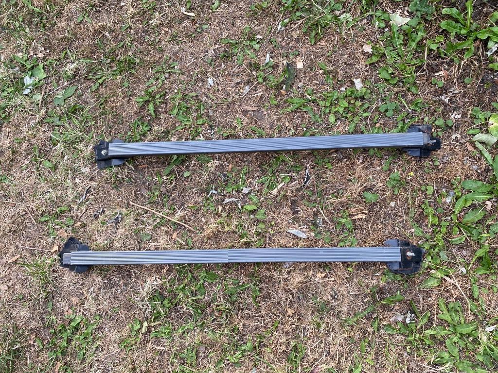 Madige Volvo V40 1997 Barres de toit 76-128cm max B état, Envoi, Utilisé