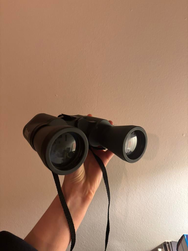 Jumelle Bushnell, Enlèvement, Comme neuf