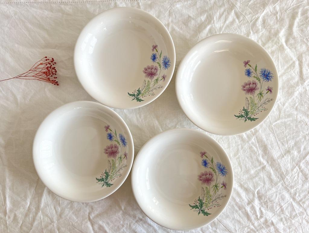 Lot de 4 assiettes creuses Boch Trois Fleurs, Ophalen of Verzenden