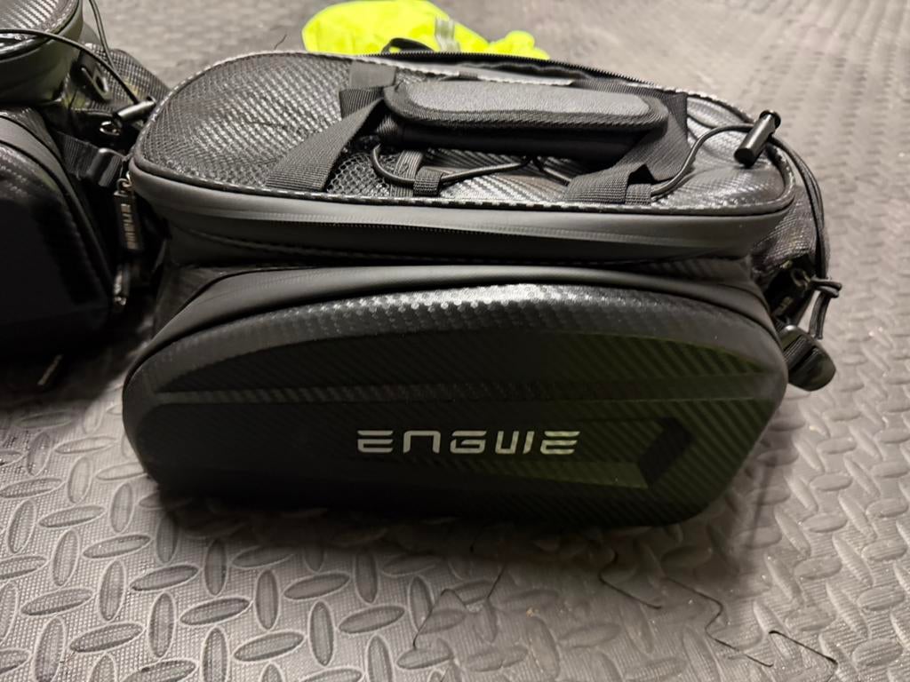 NIEUWE ENWGE waterdichte fietstas, Vélos & Vélomoteurs, Accessoires vélo | Sacoches, Enlèvement, Neuf
