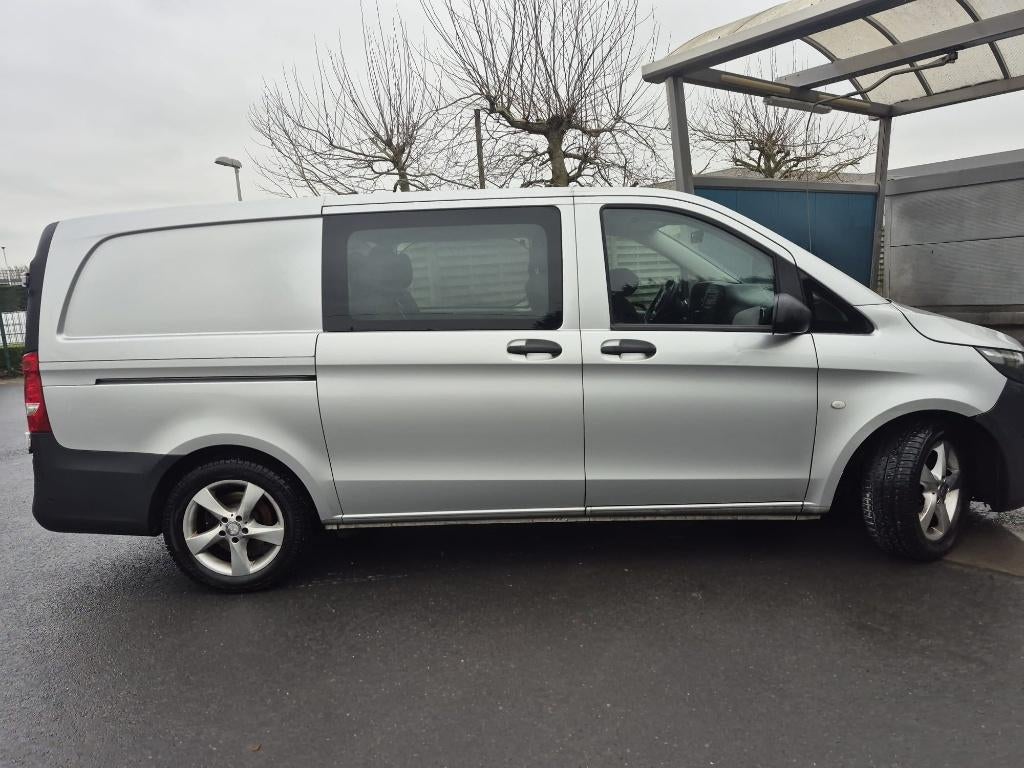 Mercedes Vito 116 Bluetech dubbele cabine Lichte vracht!, Auto's, Stof, Beige, 120 kW, 5 deurs