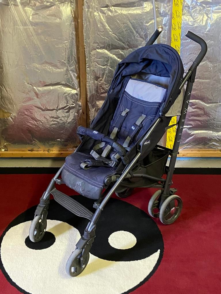 Chicco liteway buggy - blauw, Enfants & Bébés, Enlèvement, Comme neuf, Dossier réglable