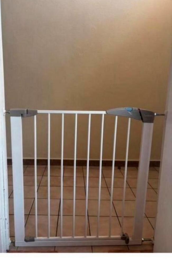 Traphekje, Kinderen en Baby's, Traphekjes, Ophalen, Oprolhekje, Zo goed als nieuw, 115 cm of meer