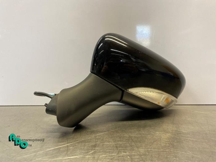 Rétroviseur extérieur gauche d'un Renault Clio (Clio 4 12-, Renault, -, 3 mois de garantie, Utilisé