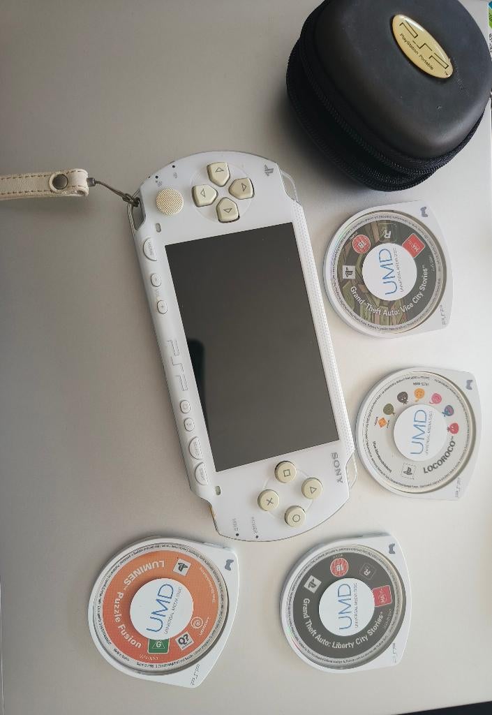 Playstation Portable - PSP - Inc Games, Games en Spelcomputers, Spelcomputers | Sony PSP, Ophalen, Wit, PSP, Gebruikt