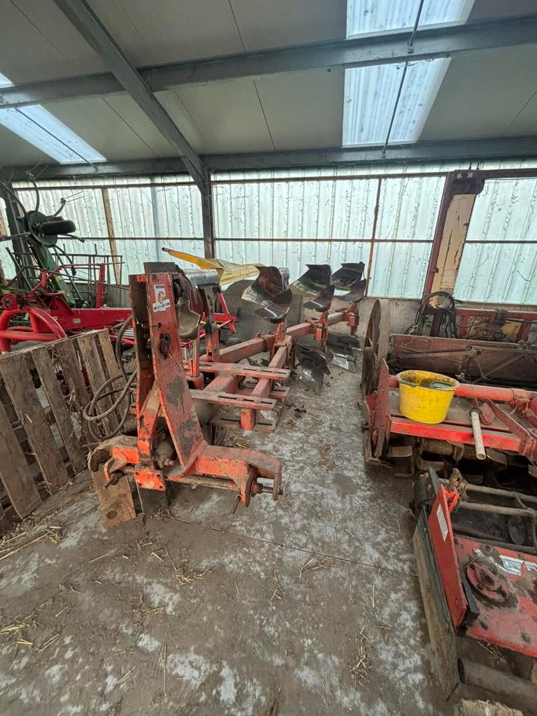 Baeke 4 schaar ploeg, Zakelijke goederen, Ophalen