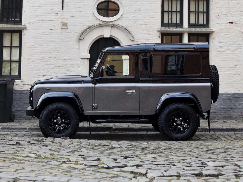 Land Rover Defender 90 / 2.2 TD4 / "Autobiography Edition" /, Autos, Euro 5, Achat, 110 kW, Entreprise