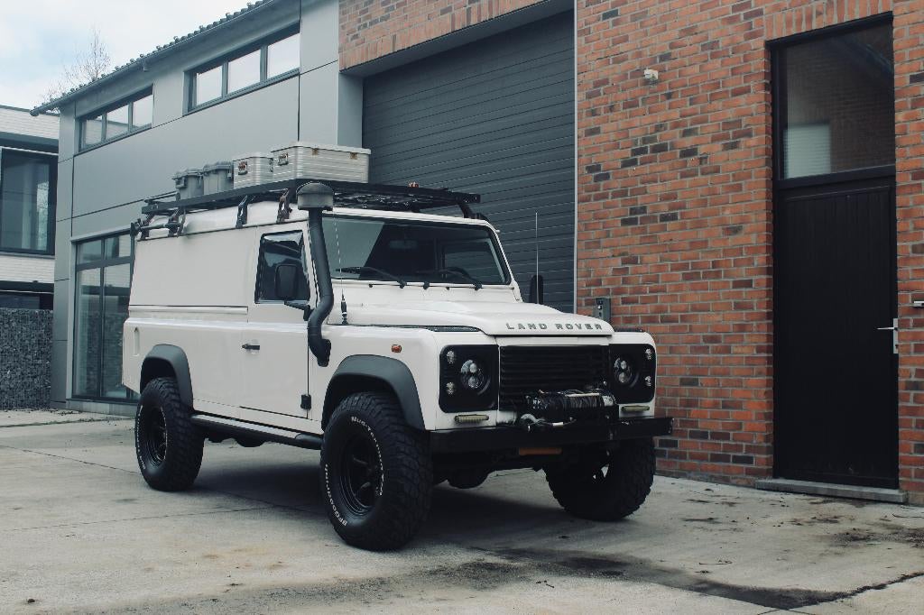 Defender TD4 2.4 // LV // BED Interior, Auto's, 90 kW, Wit, Diesel, 2 zetels