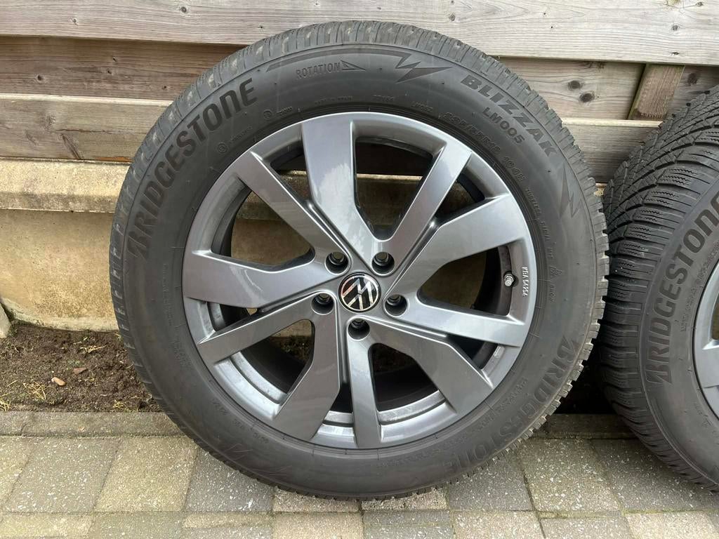 KIT HIVER VW TAYORN/TIGUAN « ROCKINGHAM » 235/55/R18, Pneus et Jantes, Pneus hiver, Véhicule de tourisme, 18 pouces