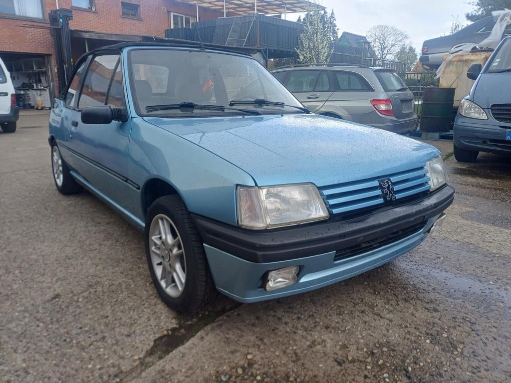 Peugeot 205 cabrio oldtimer, Auto's, Cabriolet, Bedrijf, Te koop, Benzine
