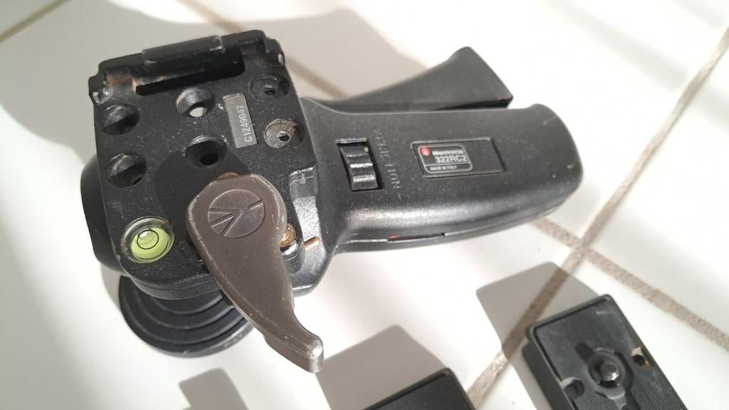 Manfrotto 322RC2, Audio, Tv en Foto, Fotografie | Statieven en Balhoofden, Ophalen, Gebruikt, Balhoofd