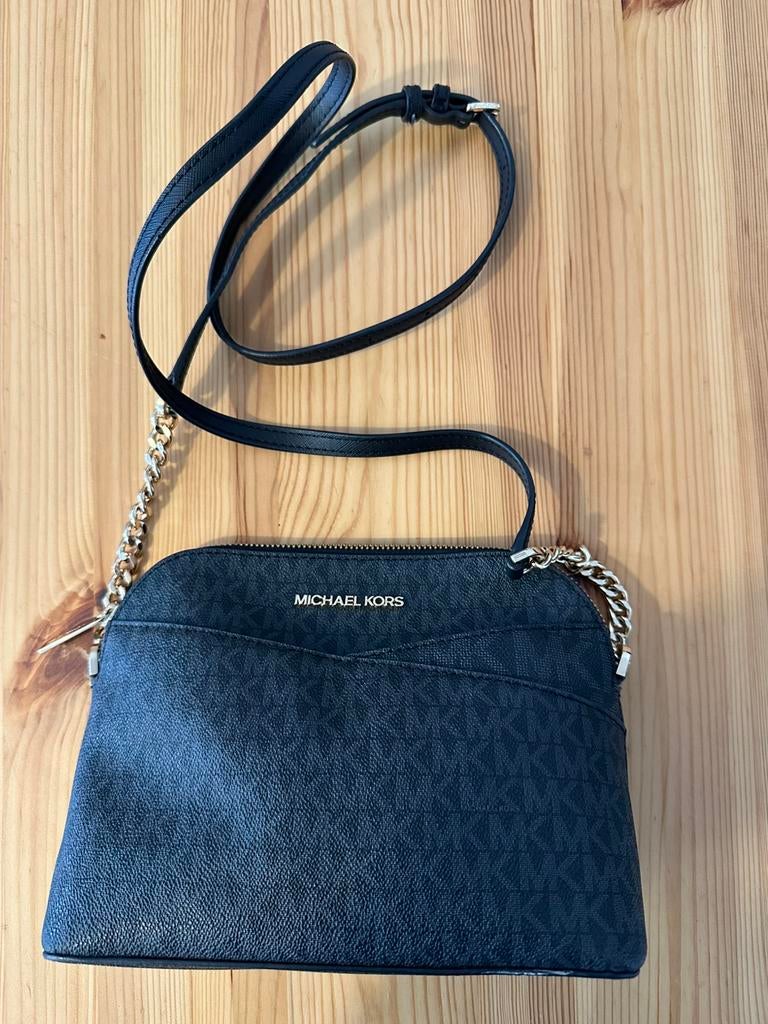 : Sac Bandoulière Michael Kors– Noir & Or (Excellent État), Bijoux, Sacs & Beauté, Sacs | Sacs Femme, Comme neuf, Sac à bandoulière