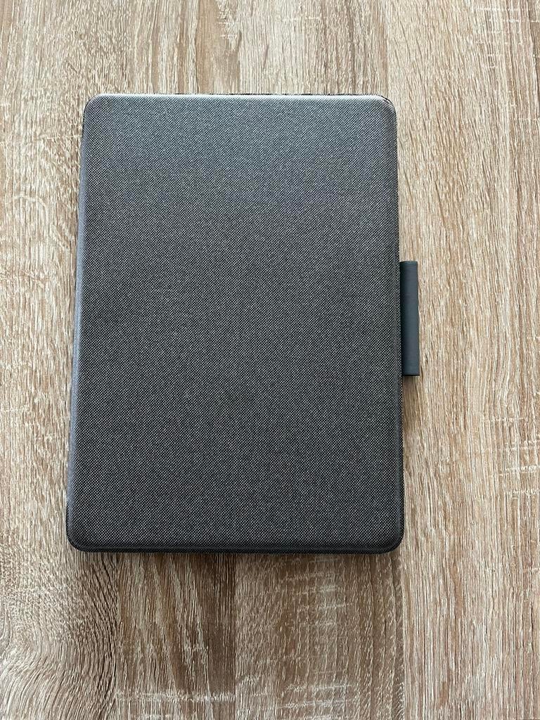 Coque-clavier logitech ipad 9ème génération, Repliable, Azerty, Enlèvement, Utilisé