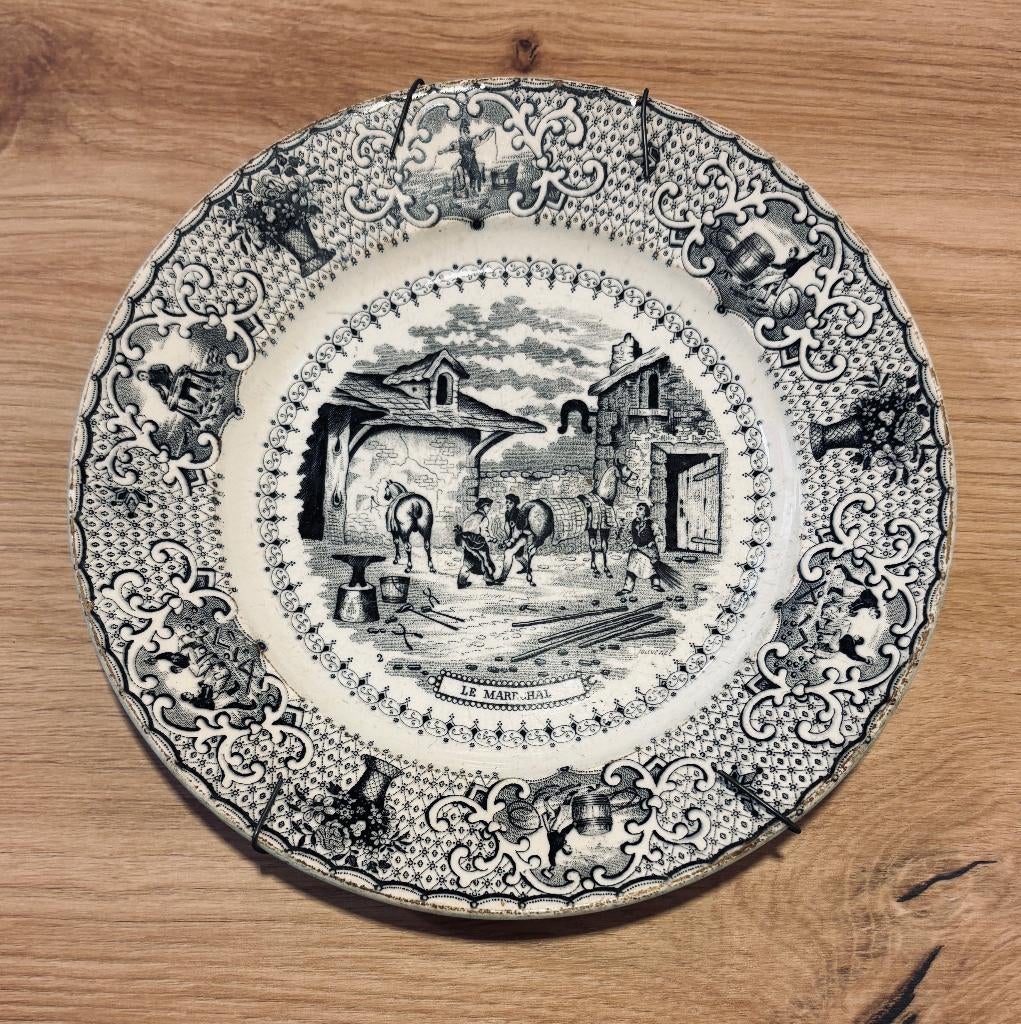 Assiette ancienne Gien – “Le Maréchal” – faïence fine XIXe, Enlèvement