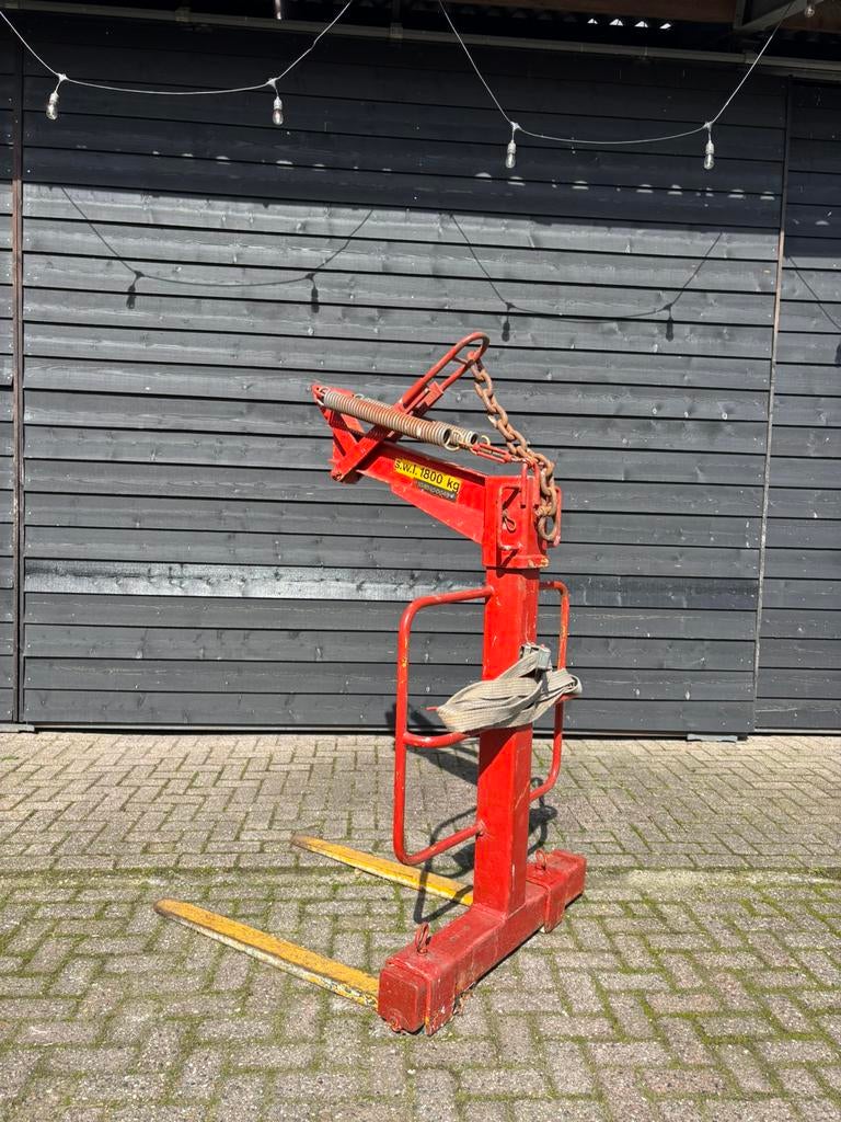 Pallethaak zelfbalancerend ideaal, Ophalen