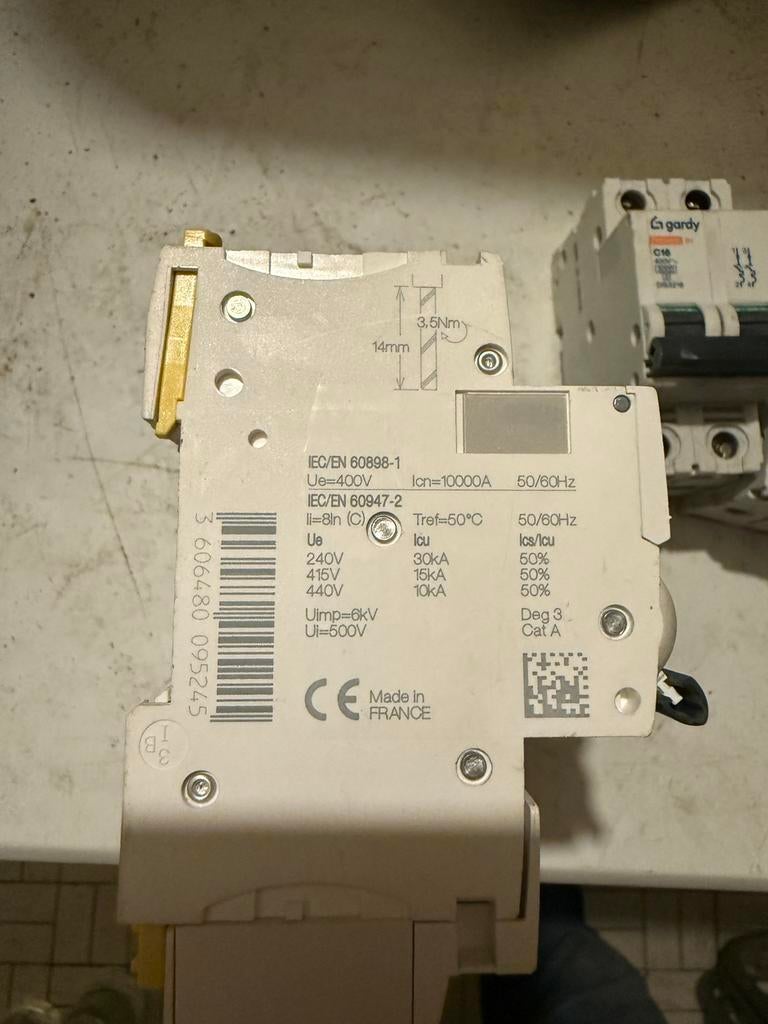 Fusible automatique, Enlèvement, Utilisé, Interrupteur