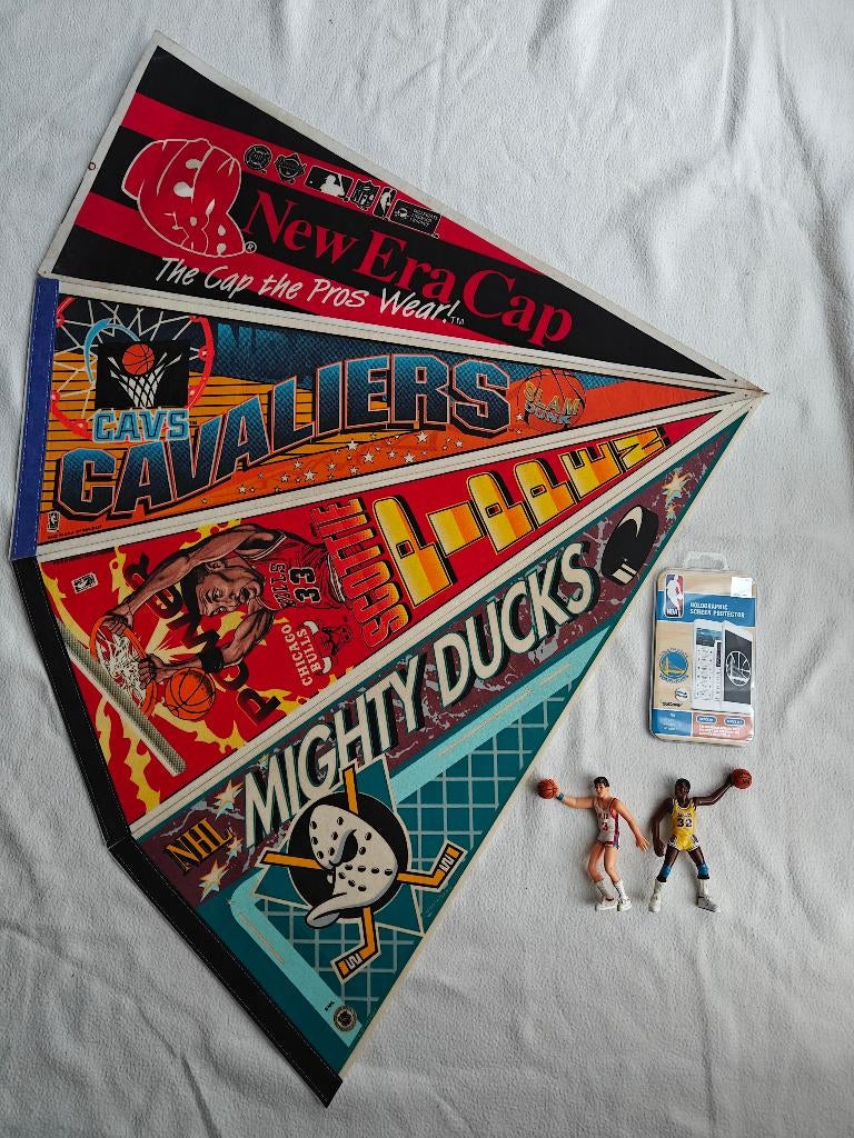 NBA NHL vintage 90's, Collections, Articles de Sport & Football, Utilisé, Enlèvement ou Envoi