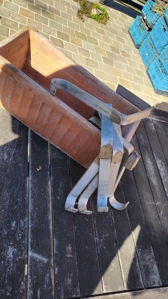 Bloembak  in steen  terra cotta, Tuin en Terras, Ophalen