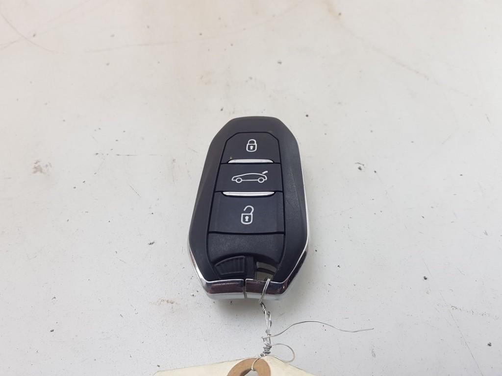 SLEUTEL Opel Mokka (01-2020/-) (|9833213480|9840153480|), Auto-onderdelen, Gebruikt, Opel