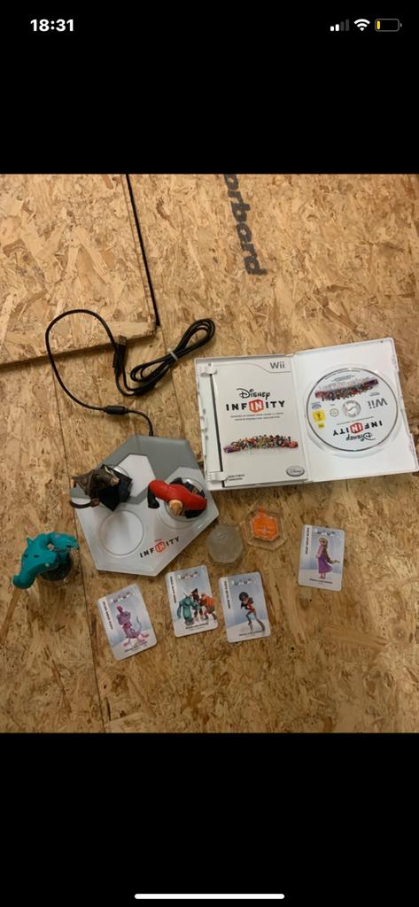 Disney infinity (, Games en Spelcomputers, Games | Nintendo Wii, Ophalen, Online, Overige genres, 1 speler
