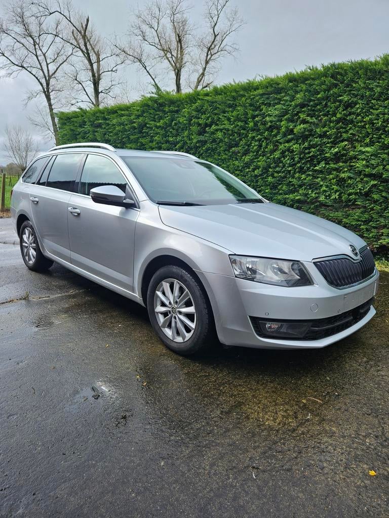 Skoda Octavia Braek 1.4 benzine⛽️ CNG, Auto's, Skoda, Leder en Stof, Bedrijf, 81 kW, Zilver of Grijs