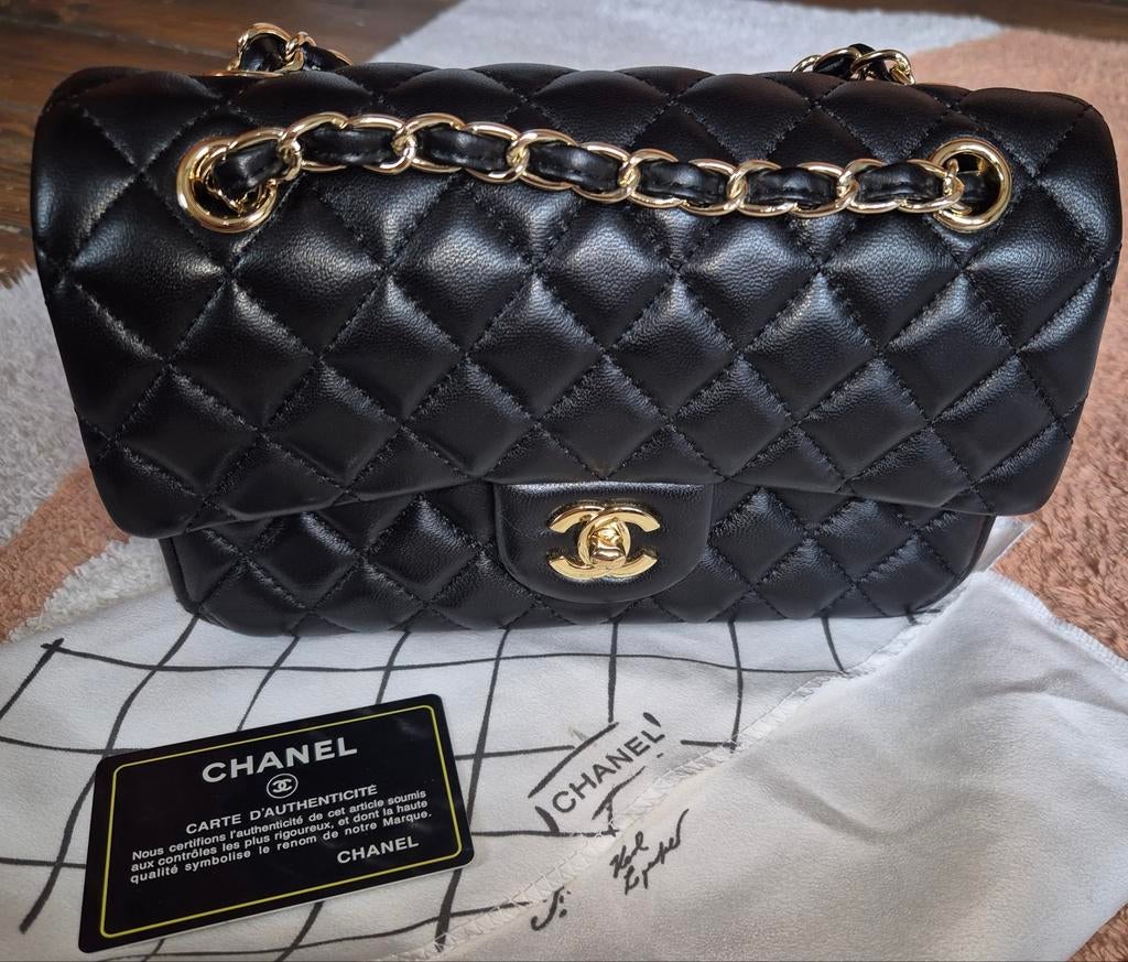 Chanel mini flap bag nieuw, Handtassen en Accessoires, Tassen | Damestassen, Ophalen of Verzenden, Nieuw, Zwart, Schoudertasje